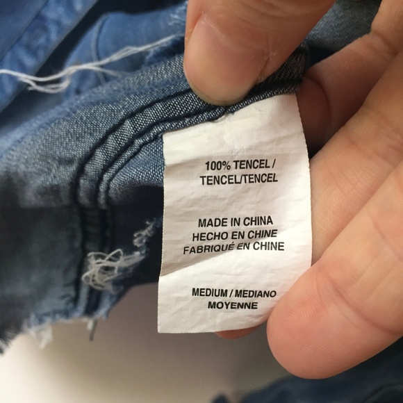 Rails Raw Hem Button Down Chambray Shirt - Picture 4 of 6